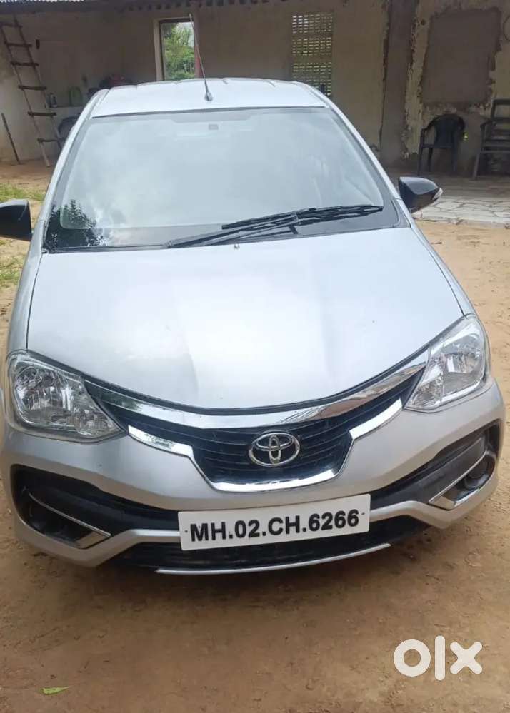 Toyota Etios 2012 Diesel 130000 Km Drivenv