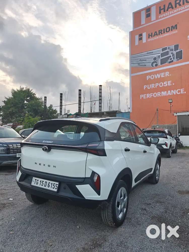 Tata Nexon Pure S Diesel Amt 2024  4,600 Km  Negotiable