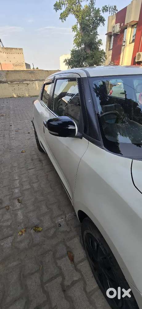 Maruti Suzuki Swift 2021