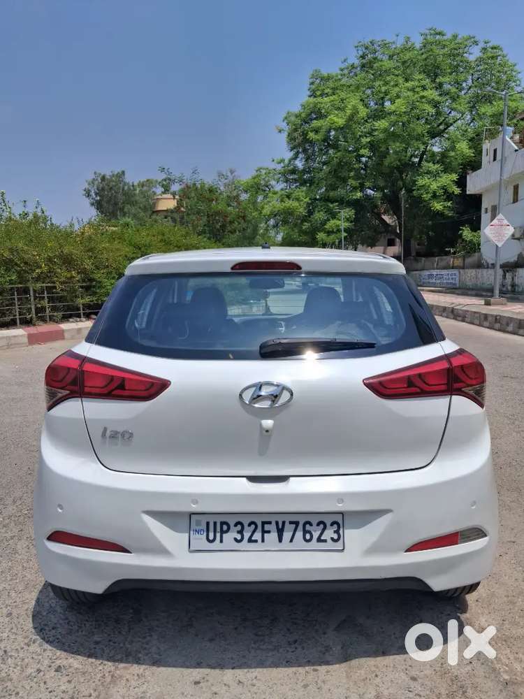Hyundai I20 2014 Petrol 73900 Km Driven