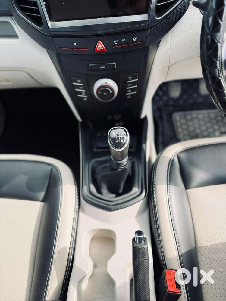 Mahindra Xuv300 W6 Diesel, 2023, Diesel