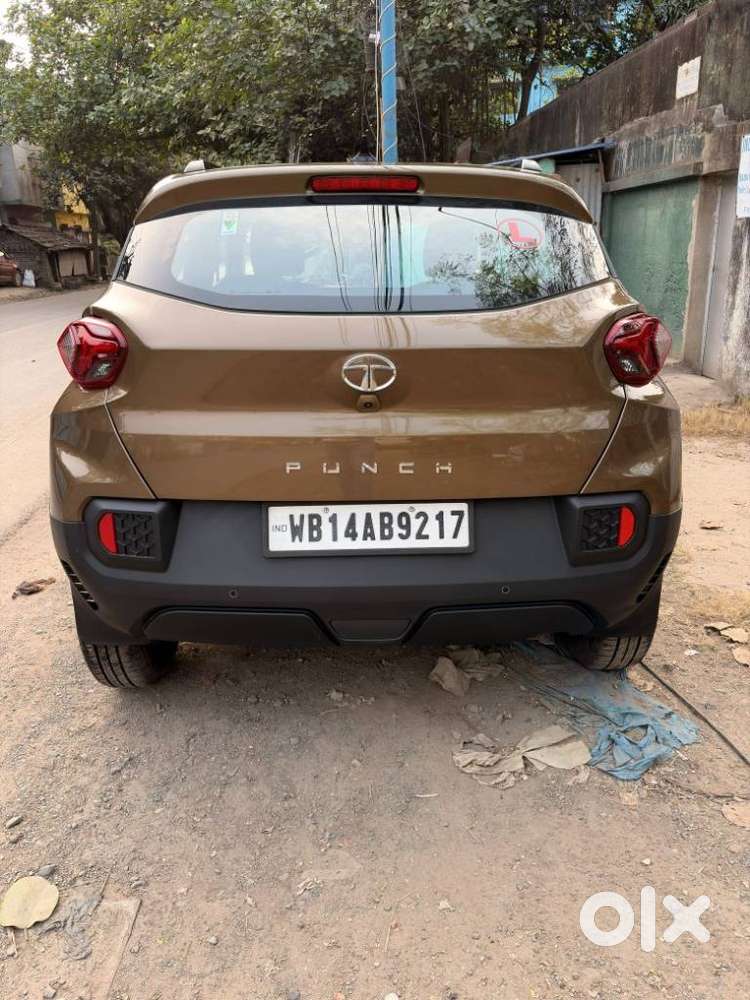 Tata Punch Accomplished Mt Sunroof, 2023, Petrol
