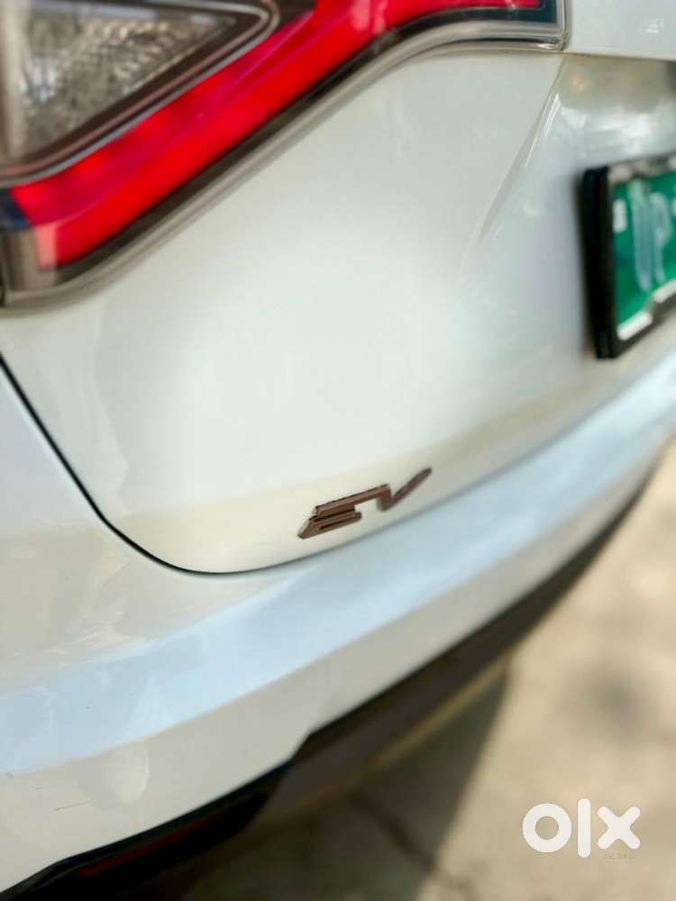 Mahindra Xuv400 Ev El Fast Charger Dt, 2024, Electric