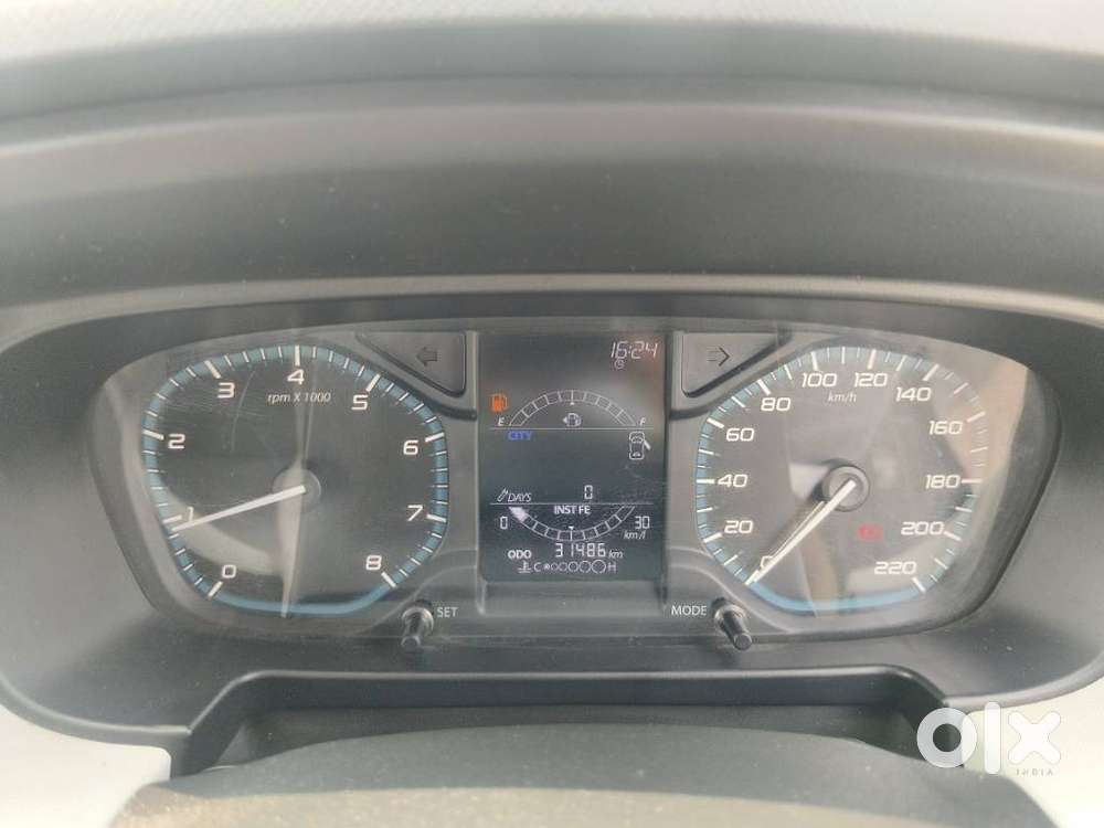 Tata Punch Camo Accomplished Mt, 2022, Petrol