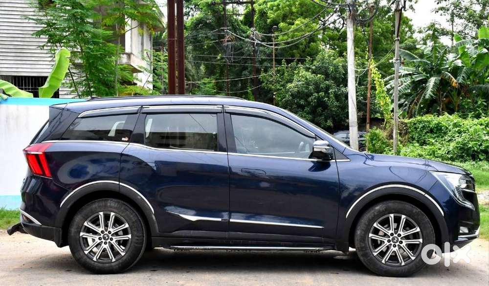 Mahindra Xuv700 2.0 Ax 7 Petrol Mt Str, 2022, Petrol