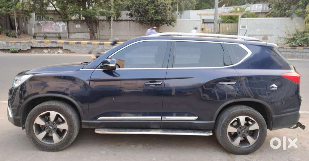 Mahindra Alturas G4 4x2 At, 2022, Diesel