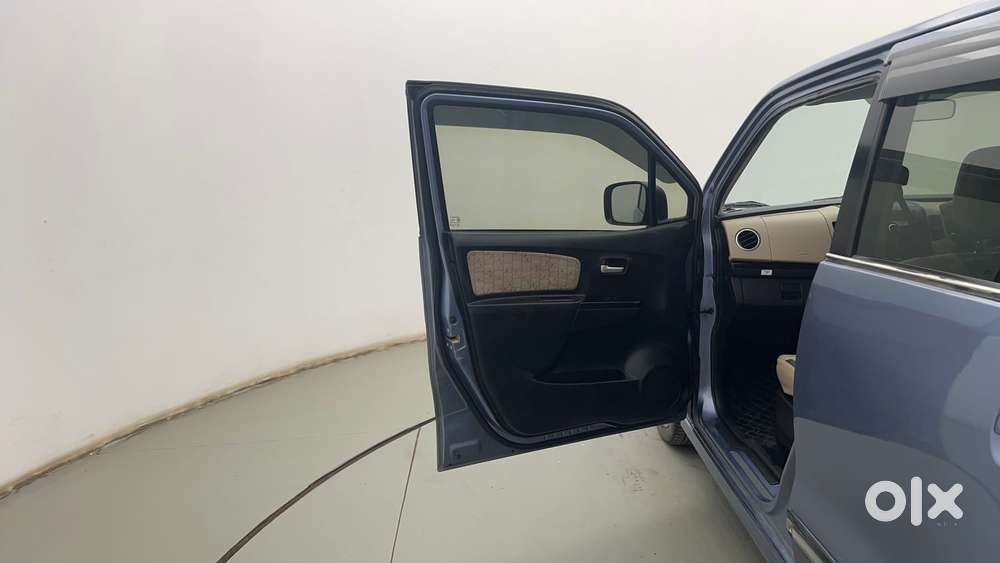 Maruti Suzuki Wagon R Vxi Amt, 2017, Petrol