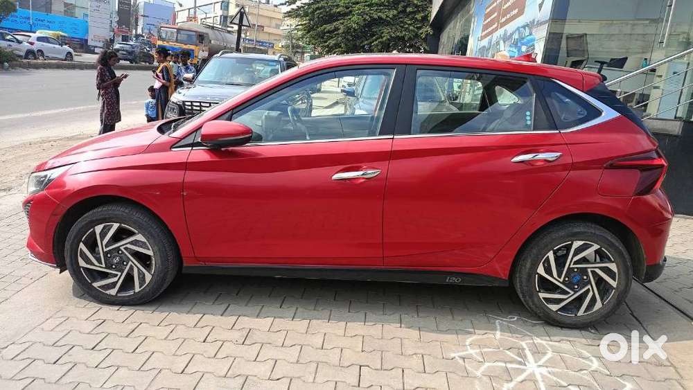 Hyundai I20 Asta (o) 1.2 Mt, 2023, Petrol