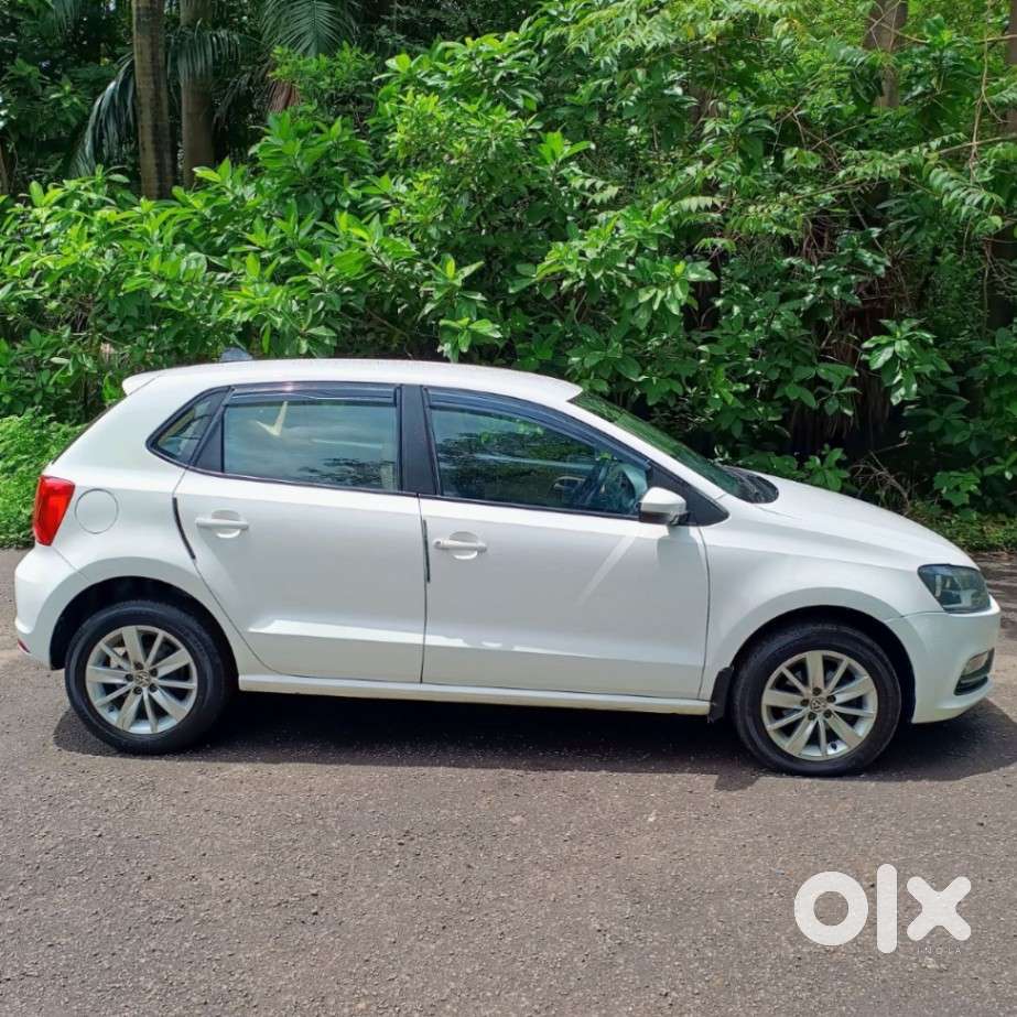 Volkswagen Polo Petrol Highline 1.2l, 2016, Petrol