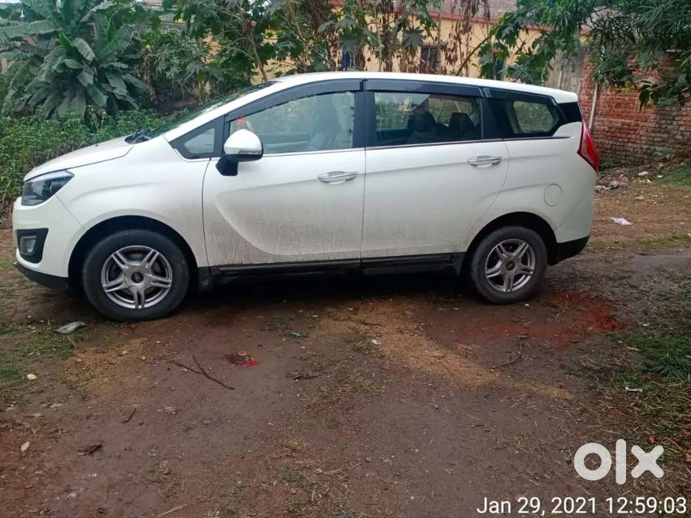 Mahindra Marazzo Diesel 2019