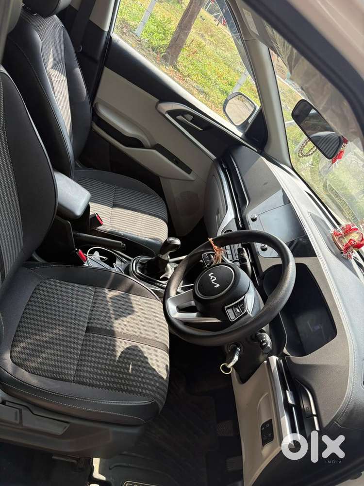 Kia Carens Diesel 2024