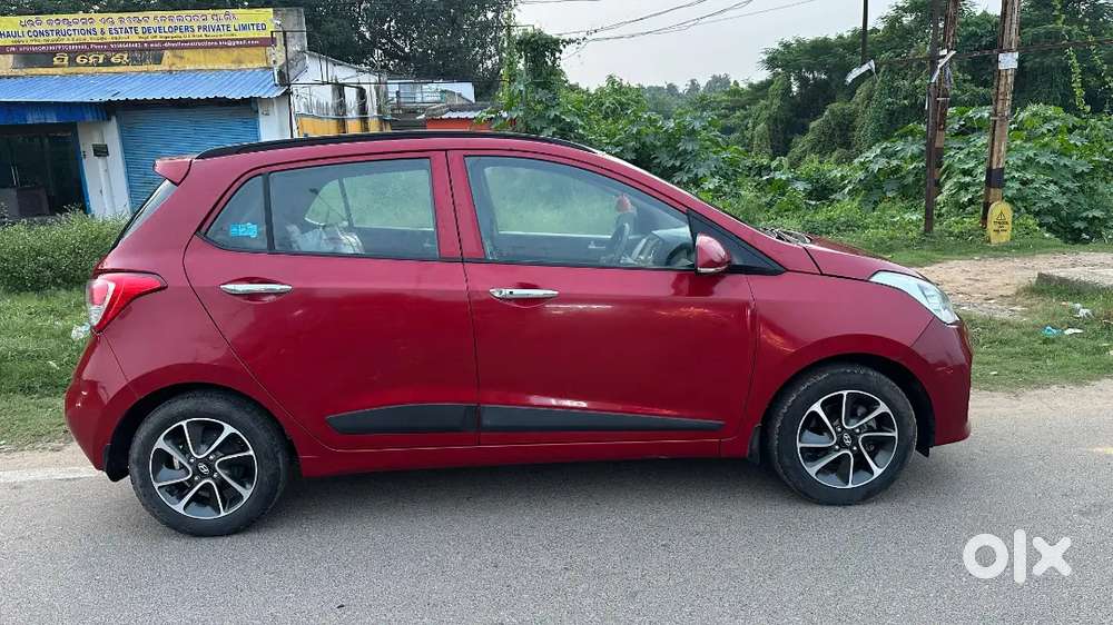 Hyundai Grand I10 2018 Diesel 30000 Km Driven