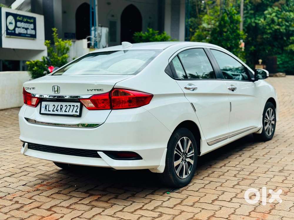 Honda City I-vtec V, 2018, Petrol