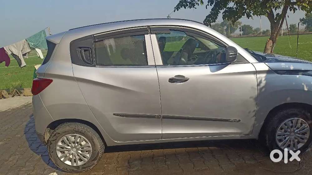 Mahendra Kuv100