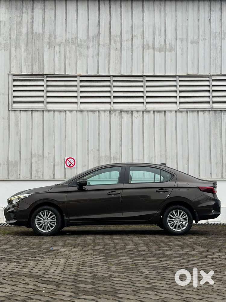 Honda City V At 2022