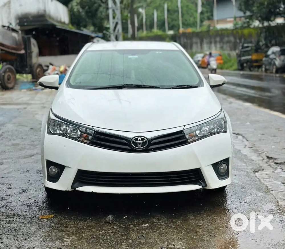 Toyota Corolla Altis 2015 Model