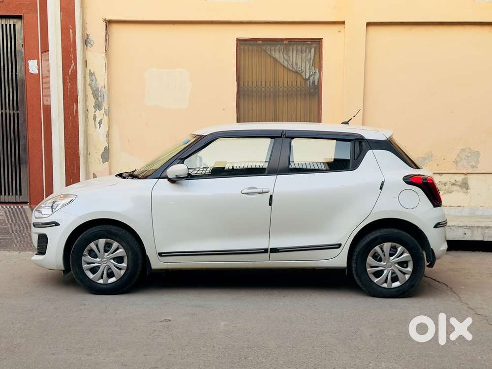 Maruti Suzuki Swift 2018 Petrol 28000 Km Driven