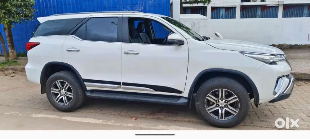 Toyota Fortuner 2021 Diesel 105000 Km Driven