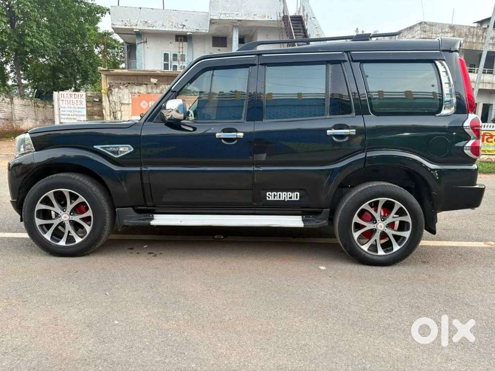 Mahindra Scorpio S3, 2018, Diesel