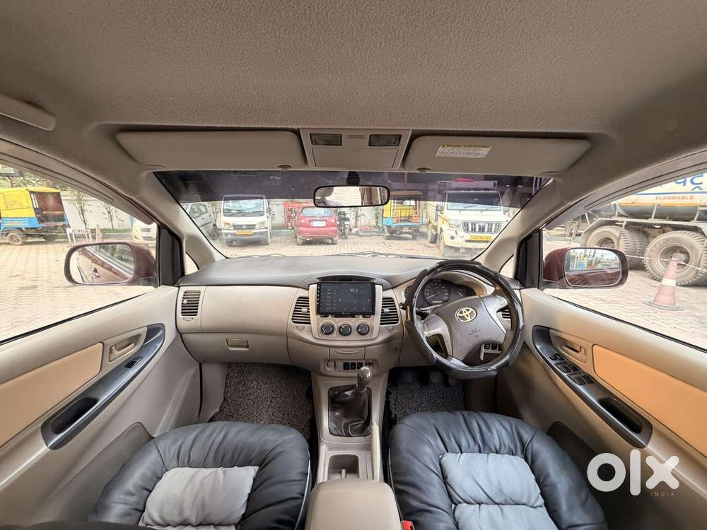 Toyota Innova 2.5 G (diesel) 8 Seater, 2014, Diesel