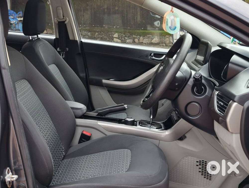 Tata Nexon 1.2 Revotron Xza Plus, 2018, Petrol