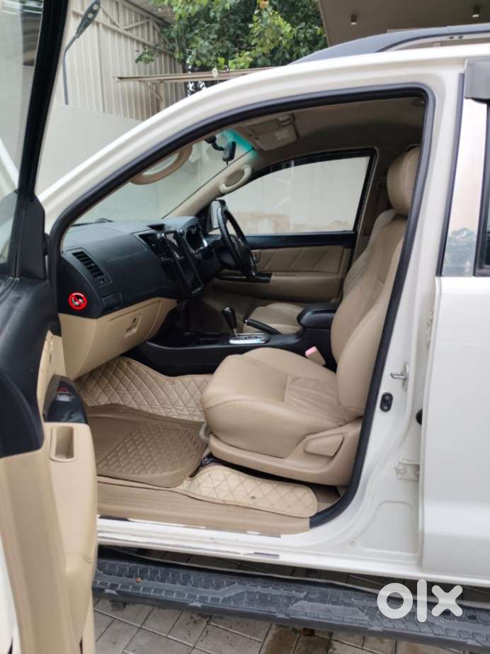Toyota Fortuner 3.0 4x2 Automatic, 2015, Diesel