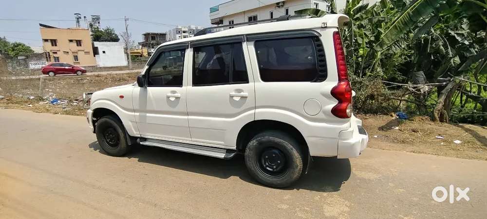 Mahindra Scorpio 2011