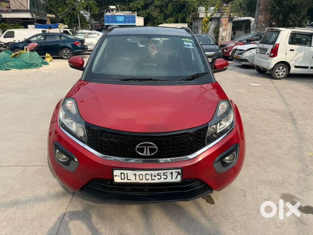 Tata Nexon 1.2 Revotron Xza Plus Dualtone, 2018, Petrol