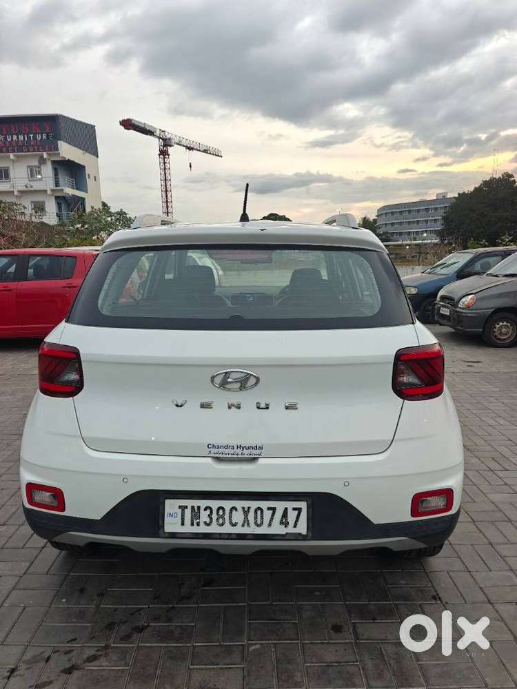 Hyundai Venue S 1.2 Petrol, 2021, Petrol