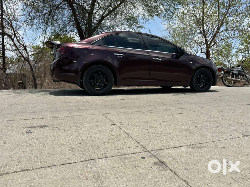 Chevrolet Cruze  Ltz Manual Top Variant