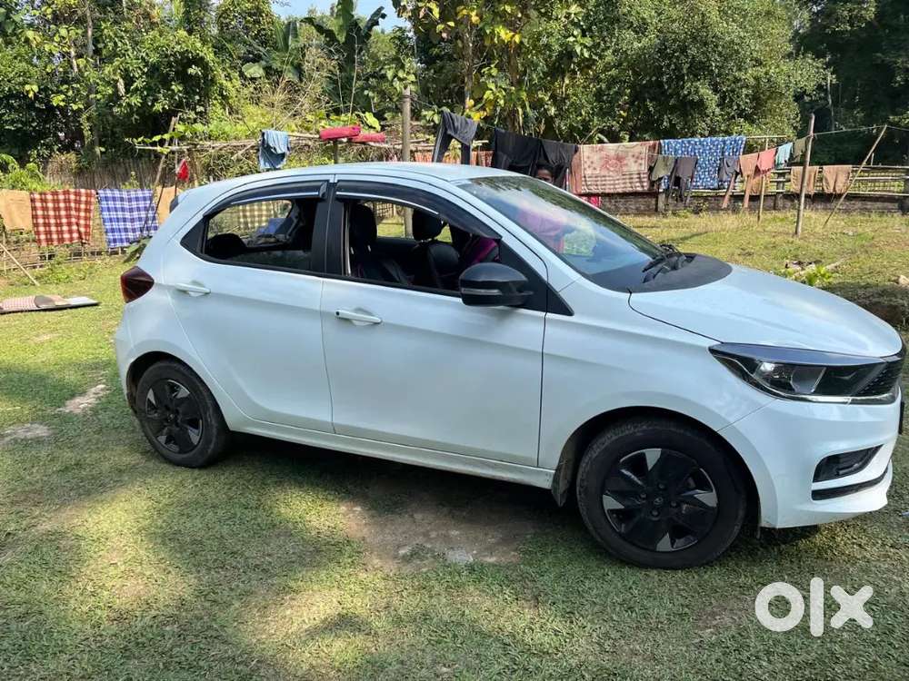 Tata Tiago Petrol 21000 Km Driven