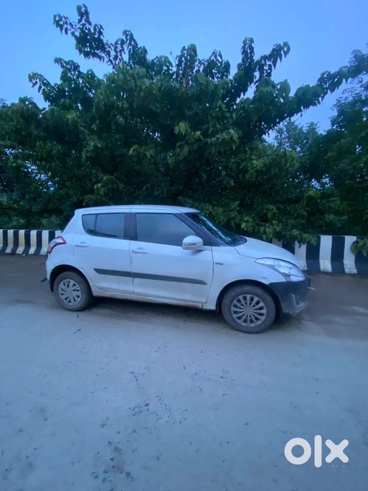 Maruti Swift Zxi 2012