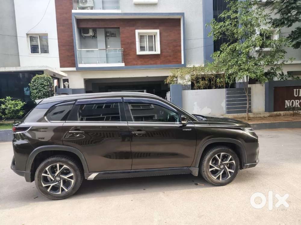 Toyota Urban Cruiser Hyryder 1.5 V Hybrid, 2023, Petrol