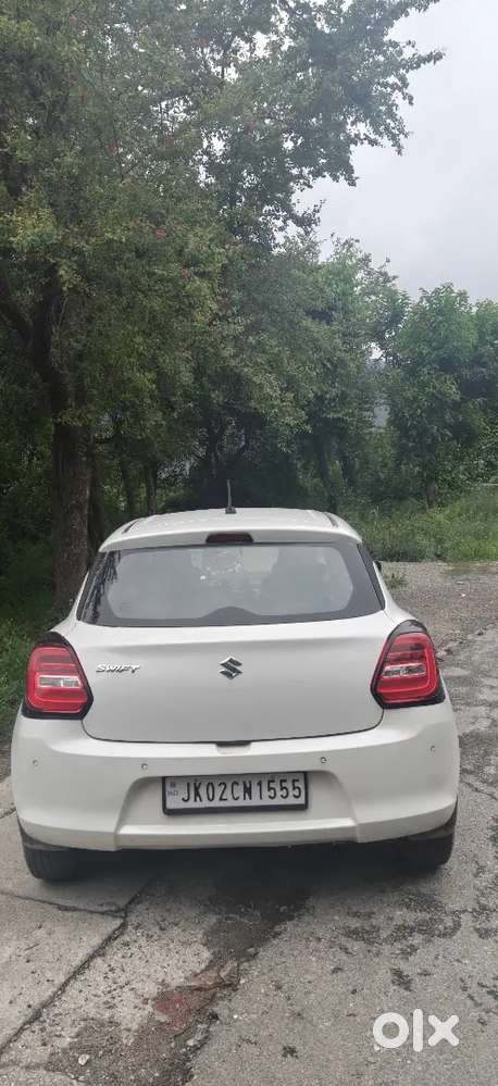 Maruti Suzuki Swift 2020 Petrol 75000 Km Driven