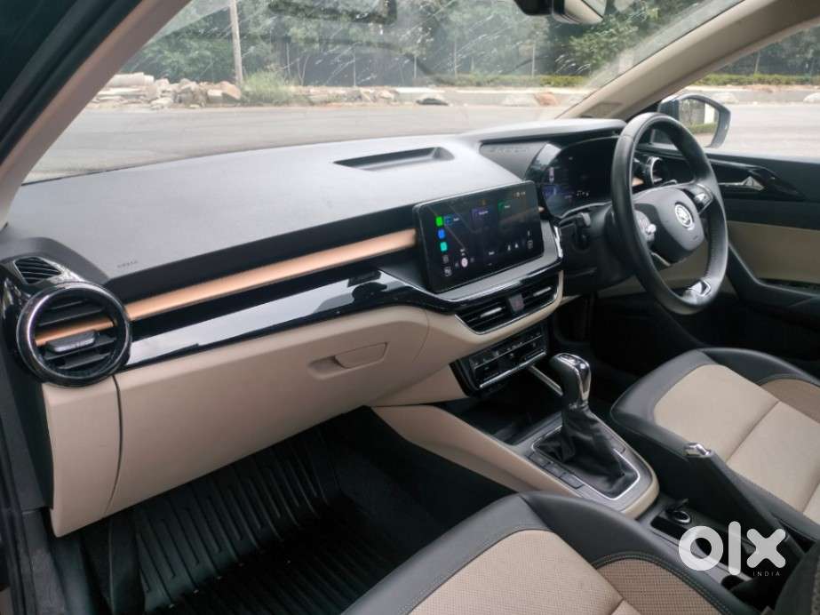Skoda Slavia 1.5 Tsi Style At, 2025, Petrol