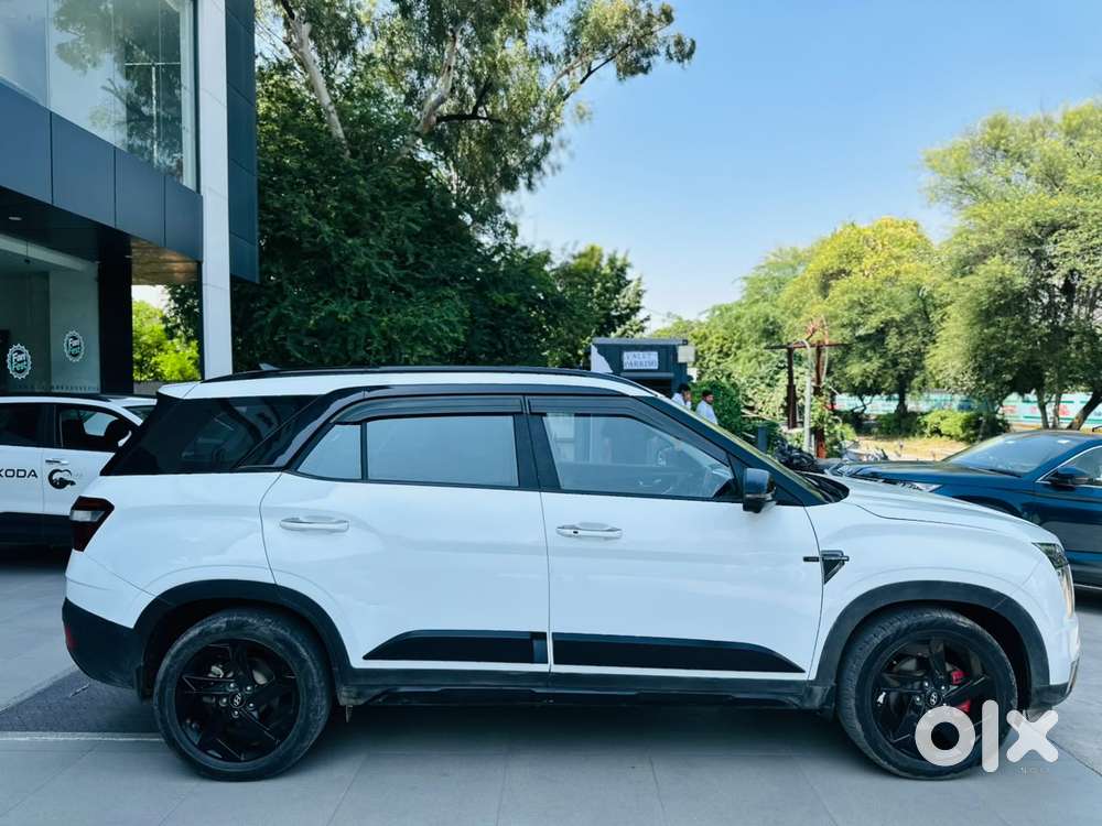 Hyundai Alcazar 1.5 Platinum Diesel Mt 7 Str, 2024, Diesel