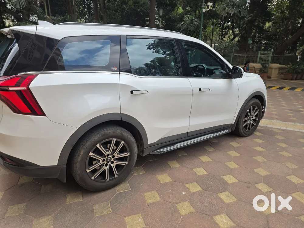 Mahindra Xuv700 2023 Diesel 43500 Km Driven