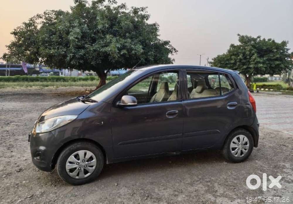 Hyundai I10 2012 Petrol Well Maintained Good Condition