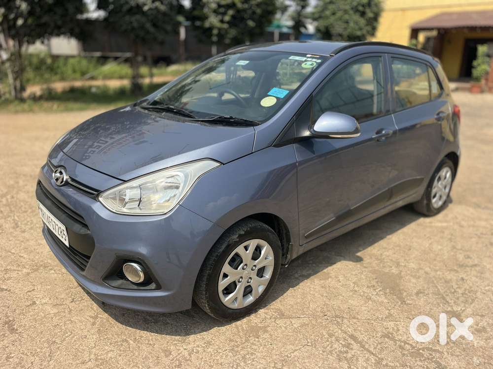 Hyundai Grand I10 Sportz, 2016, Petrol