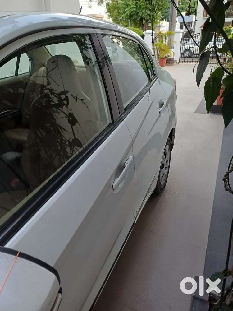 Honda Amaze 2016 Petrol 25000 Km Driven