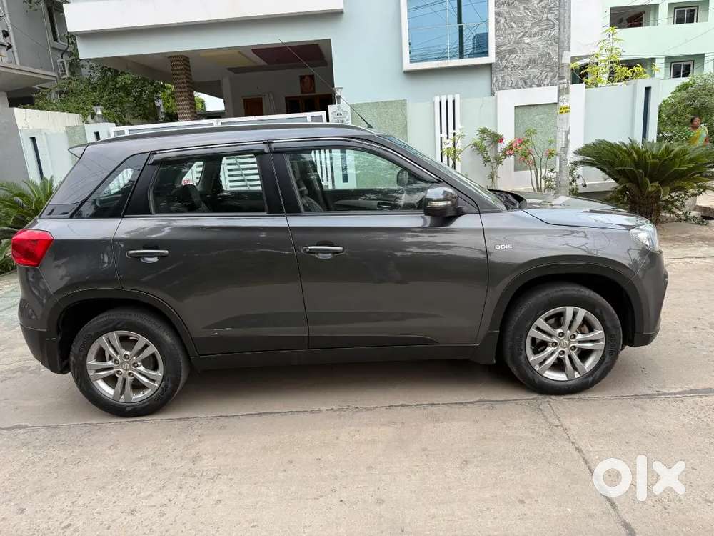 Maruti Suzuki Brezza 2017 Diesel Well Maintained