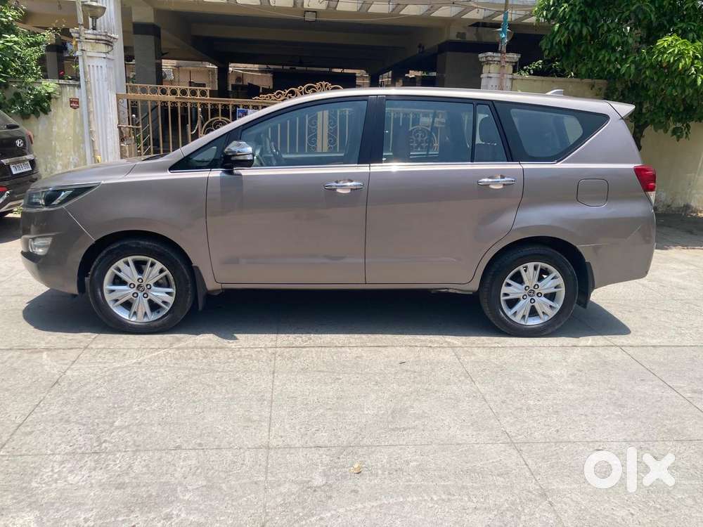 Toyota Innova Crysta 2.8 Zx At, 2016, Diesel