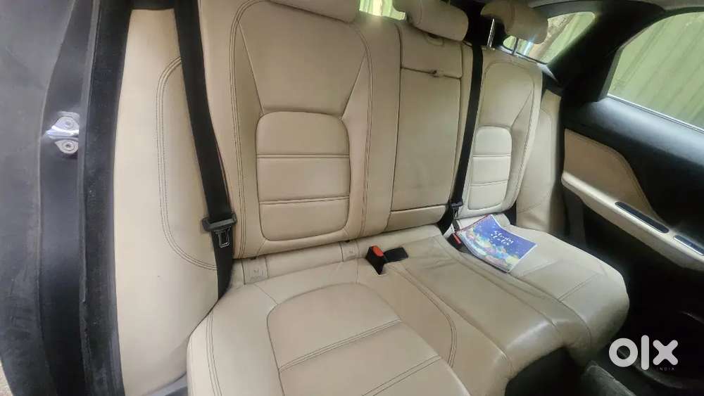 Jaguar F-pace Prestige 2018