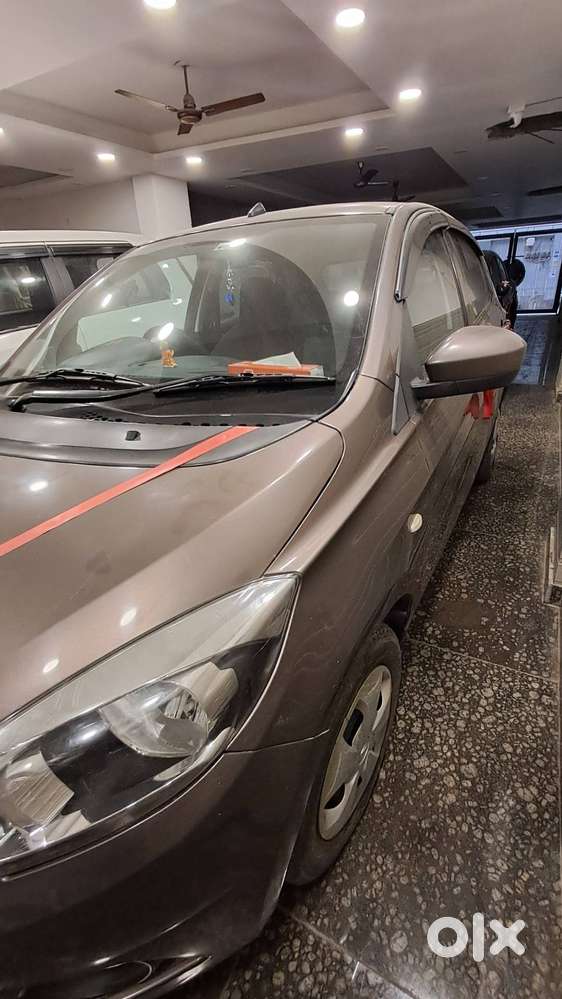 Tata Tiago Xt Manual 2018 | 2nd Owner | Only 17,004 Km | Petrol