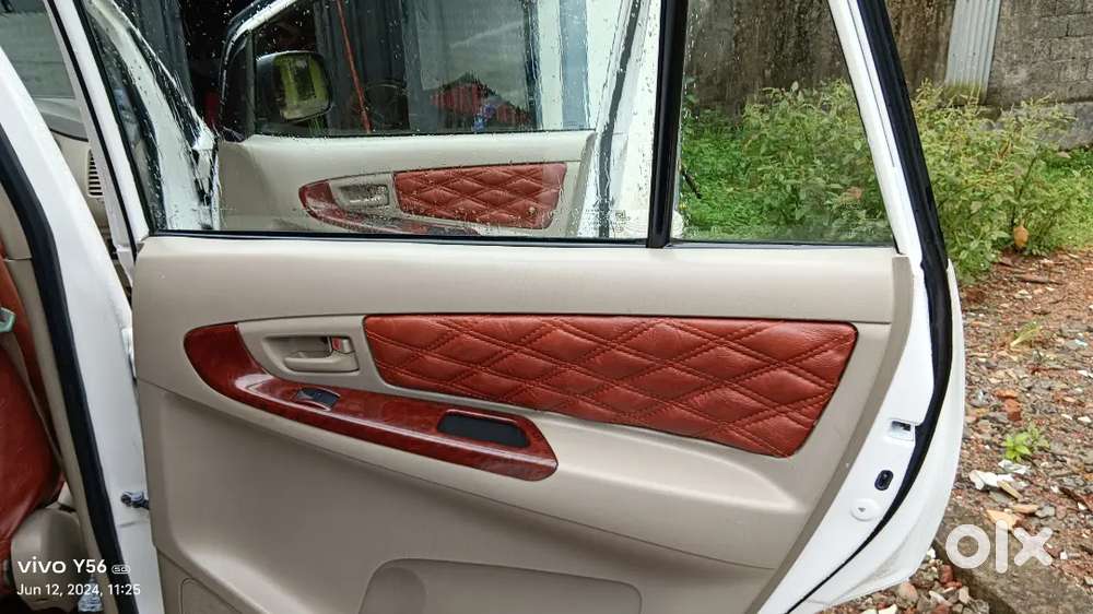 Toyota Innova 2.5 Gx 2010
