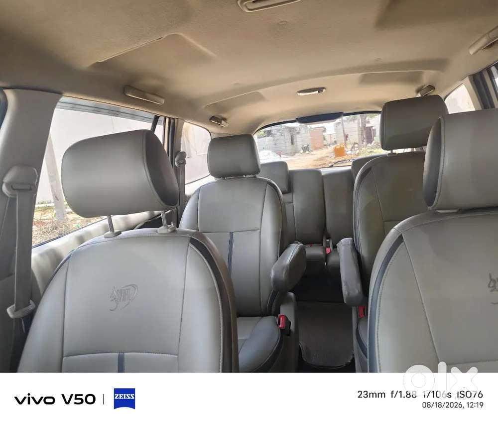 Toyota Innova 2.5 Vx 2010