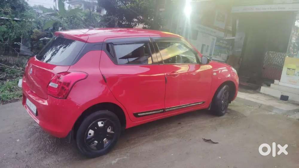Maruti Suzuki Swift 2018 Petrol 101800 Km Driven
