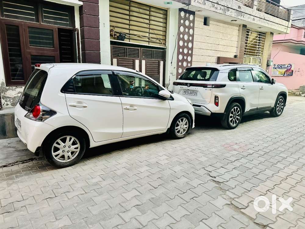 Honda Brio Automatic 2016 Petrol Vx At Top Model Only 40,000 Kms