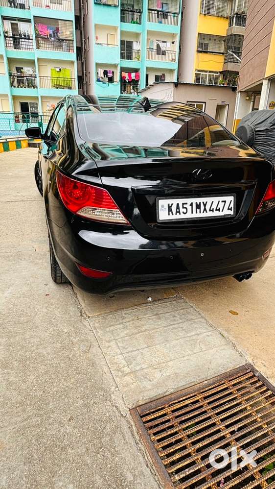 Hyundai Verna Petrol 2011