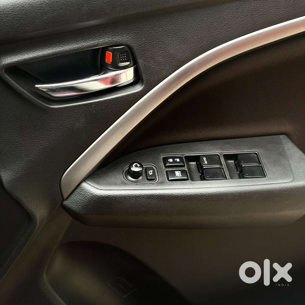 Maruti Suzuki Brezza 1.5 Zxi Plus At Smart Hybrid Dual Tone, 2022, P..